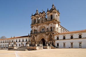 Aluguer de carros Alcobaca