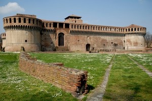 Aluguer de carros Imola