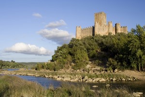 Autovuokraamo Santarem