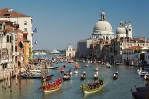 Car hire Venice